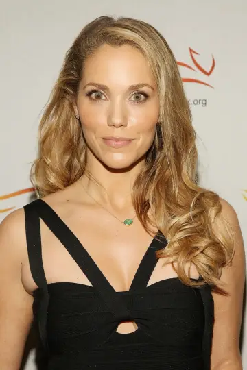 Zdjęcie Elizabeth Berkley #89675