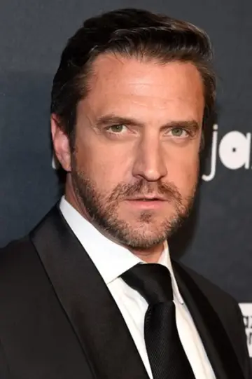 Zdjęcie Raúl Esparza #53543