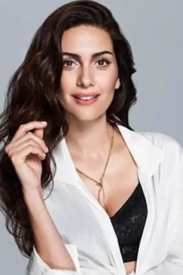 Zdjęcie  (Bergüzar Korel) #465622