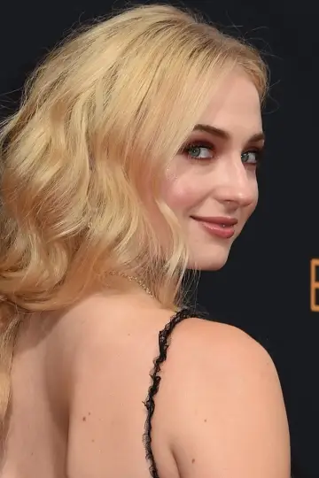 Zdjęcie Zofia Turner (Sophie Turner) #33398