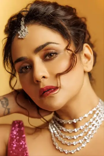 Zdjęcie Amruta Khanvilkar #630300