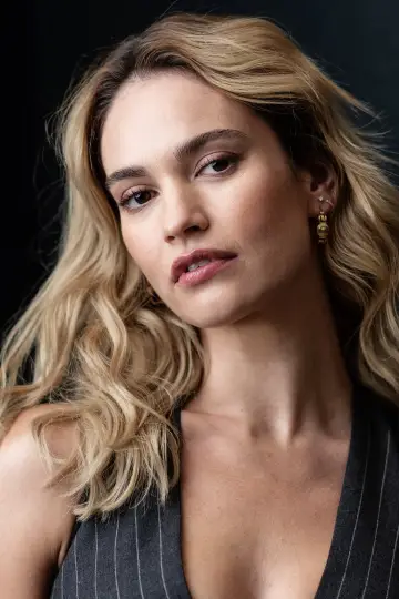 Zdjęcie Lily James #32730