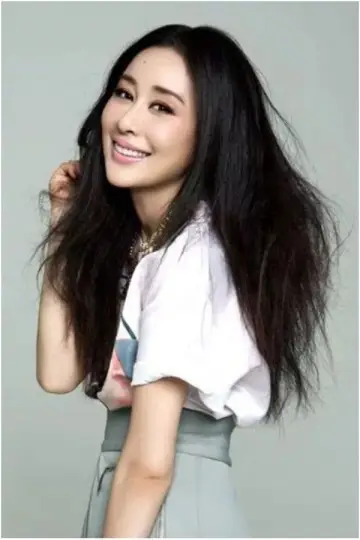 Zdjęcie Zhou Yang #26699