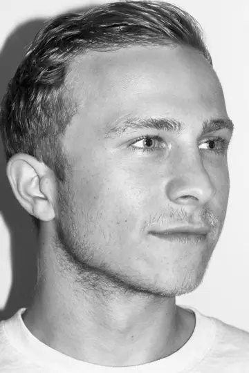 Zdjęcie Max Hubacher #106345