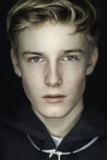 Zdjęcie Louis Hofmann #47540