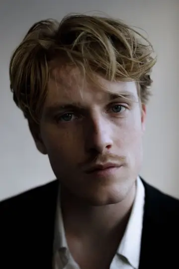 Zdjęcie Louis Hofmann #72753