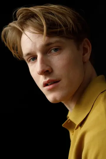 Zdjęcie Louis Hofmann #72755