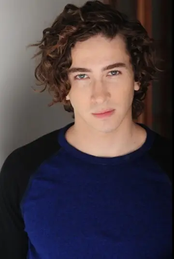 Zdjęcie Dylan Arnold #2863
