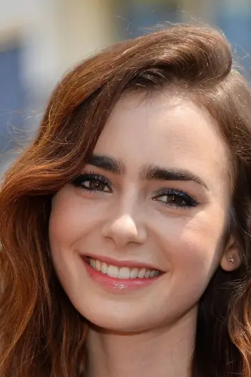 Zdjęcie Lily Collins #26991