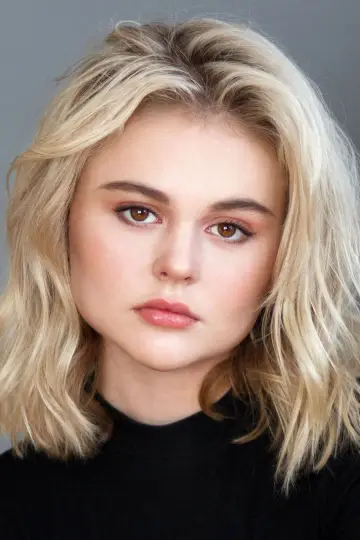 Zdjęcie Emily Alyn Lind #47998