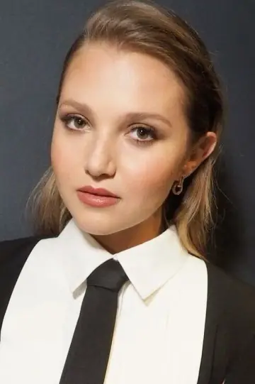 Zdjęcie Mia McKenna-Bruce #67524