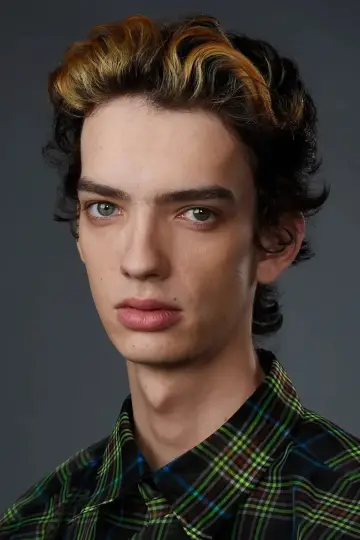 Zdjęcie Kodi Smit-McPhee #28133