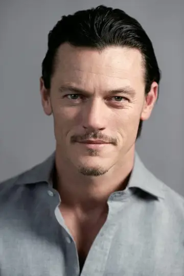 Zdjęcie Luke Evans #10137