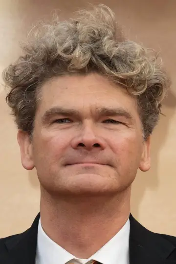 Zdjęcie Simon Farnaby #1165