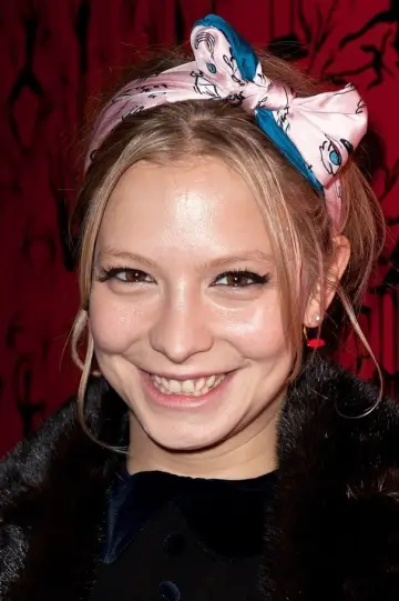 Zdjęcie Annabelle Dexter-Jones #48814