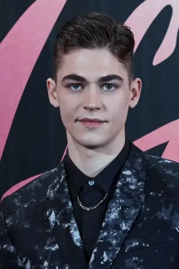 Zdjęcie Hero Fiennes Tiffin #6901