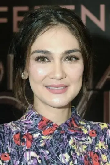 Zdjęcie Luna Maya #305741
