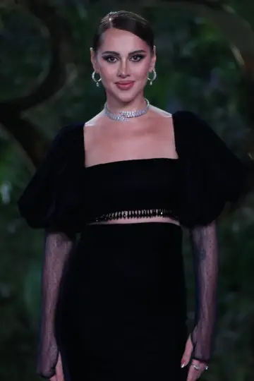 Zdjęcie  (Yasmine Raeis) #340097