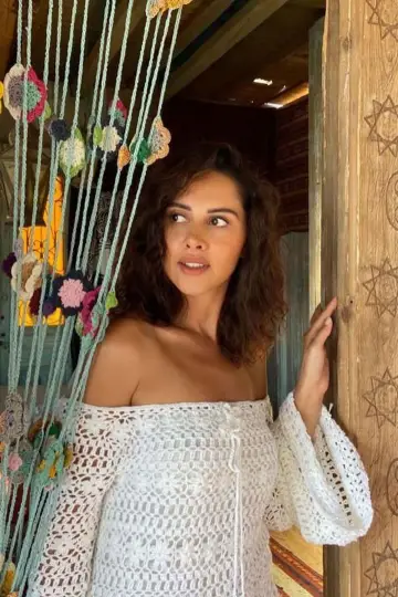 Zdjęcie  (Yasmine Raeis) #340103