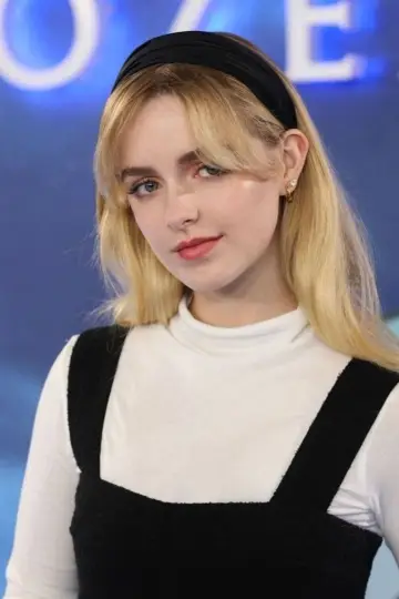 Zdjęcie Makena Grejs (Mckenna Grace) #400073