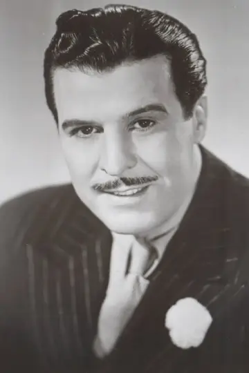 Zdjęcie George J. Lewis #107225
