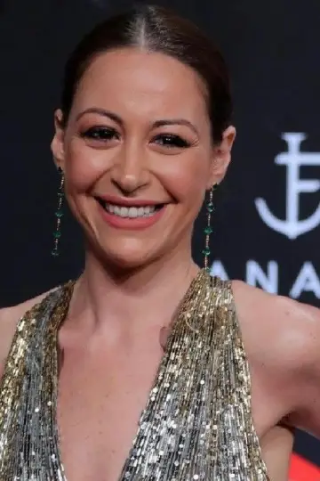 Zdjęcie  (Menna Shalabi) #384435