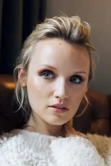 Zdjęcie  (Emily Berrington) #232809