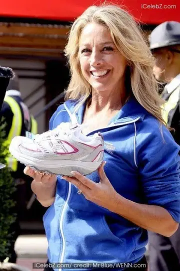 Zdjęcie Denise Austin #88247
