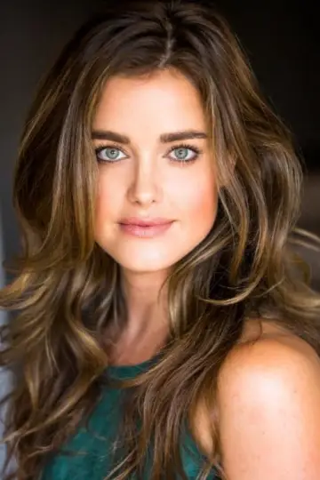 Zdjęcie Ashley Newbrough #134991
