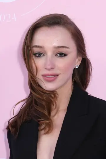 Zdjęcie Fioba Dajnevora (Phoebe Dynevor) #328323