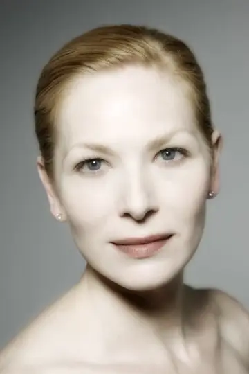 Zdjęcie Nadia Cameron-Blakey #29136