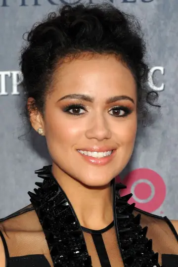 Zdjęcie Natalia Emanuel (Nathalie Emmanuel) #3427