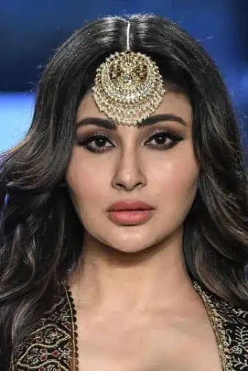 Zdjęcie Muni Roy (Mouni Roy) #330590