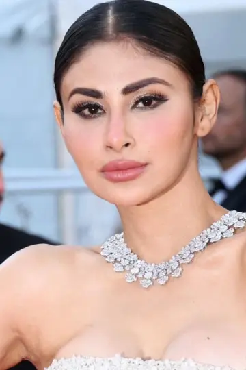 Zdjęcie Muni Roy (Mouni Roy) #401260
