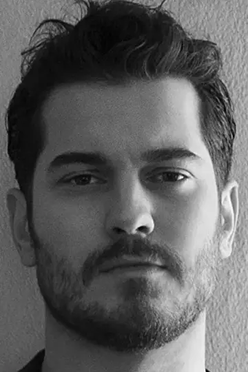 Zdjęcie Çağatay Ulusoy #127006