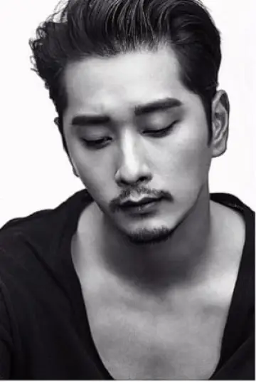 Zdjęcie  (Hwang Chan-sung) #242374