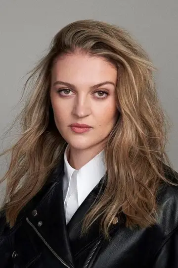 Zdjęcie Lara Peake #68041