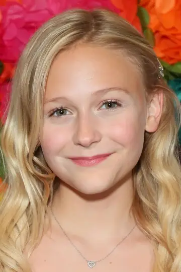Zdjęcie Alyvia Alyn Lind #33024