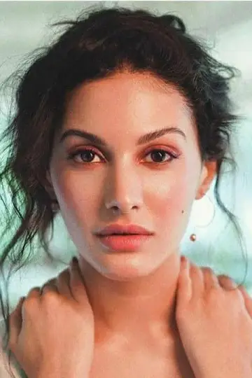 Zdjęcie  (Amyra Dastur) #329627