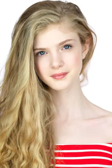 Zdjęcie Elena Kampouris #60936