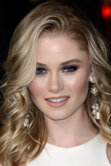Zdjęcie Virginia Gardner #13593