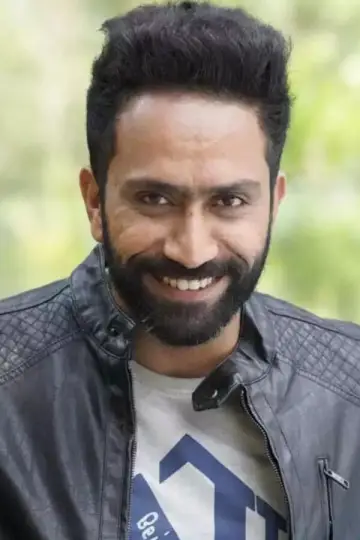 Zdjęcie Shine Tom Chacko #131401