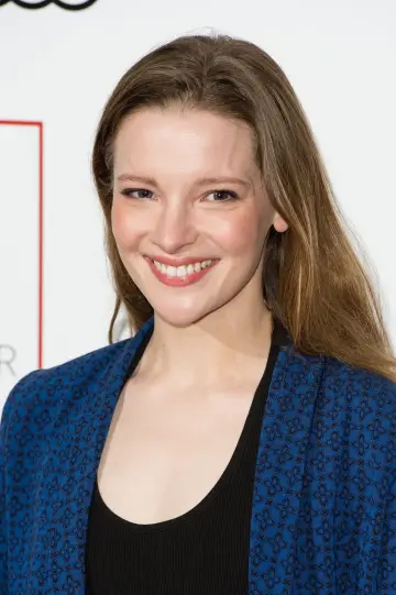 Zdjęcie Morfydd Clark #61011