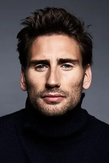 Zdjęcie Edward Holcroft #69377