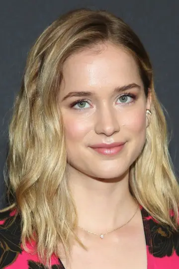 Zdjęcie Elizabeth Lail #3153