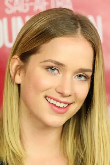 Zdjęcie Elizabeth Lail #3156