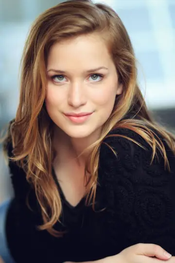 Zdjęcie Elizabeth Lail #3157
