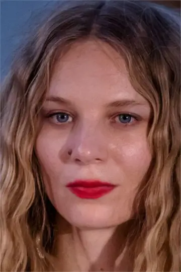 Zdjęcie Lilith Stangenberg #130829