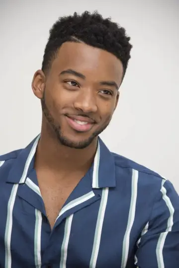 Zdjęcie Algee Smith #91879