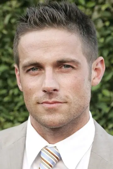 Zdjęcie Dylan Bruce #110796